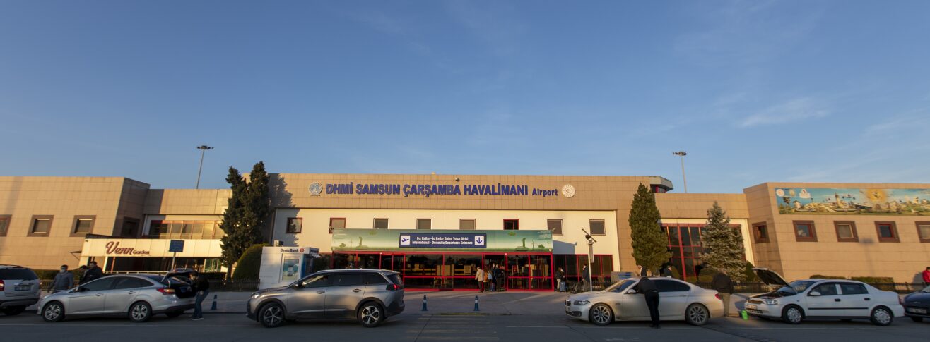 Samsun Havalimanı'ndan şehir merkezine araç kiralama